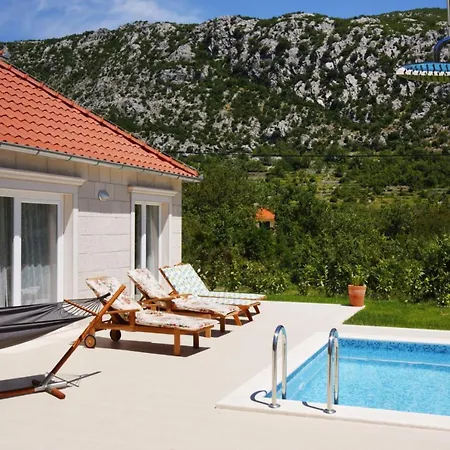 Villa Zupa Villa *